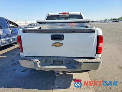 Zdjęcie 6 z 12 samochodu: 2007 CHEVROLET SILVERADO K1500 CREW CAB VIN:2GCEK13M571566738 - miniatura