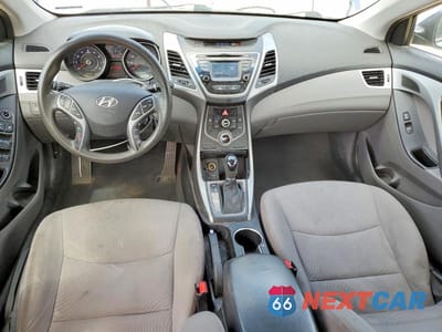 Zdjęcie 8 z 12 samochodu: 2015 HYUNDAI ELANTRA SE VIN:5NPDH4AE4FH616677 - miniatura