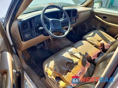 Zdjęcie 8 z 12 samochodu: 1999 CHEVROLET SILVERADO C1500 VIN:1GCEC14WXXE242874 - miniatura