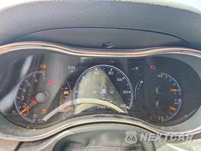 Zdjęcie 9 z 13 samochodu: 2017 JEEP GRAND CHEROKEE LAREDO VIN:1C4RJFAG2HC683266 - miniatura