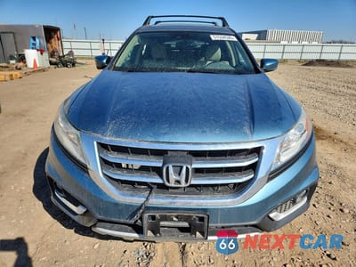 Piąte zdjęcie samochodu w środku: 2013 HONDA CROSSTOUR EXL VIN:5J6TF2H56DL001093 - miniatura