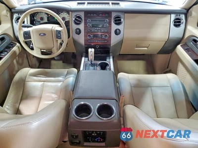 Zdjęcie 8 z 13 samochodu: 2014 FORD EXPEDITION XLT VIN:1FMJU1J51EEF20061 - miniatura
