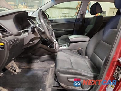 Zdjęcie 7 z 13 samochodu: 2016 HYUNDAI TUCSON SE VIN:KM8J33A47GU035910 - miniatura