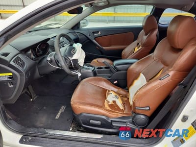 Zdjęcie 7 z 12 samochodu: 2012 HYUNDAI GENESIS COUPE 3.8L VIN:KMHHU6KH3CU068315 - miniatura