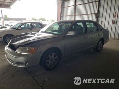 2000 TOYOTA AVALON XLS 4T1BF28B5YU046948 - główne zdjęcie licytacji z USA - miniatura