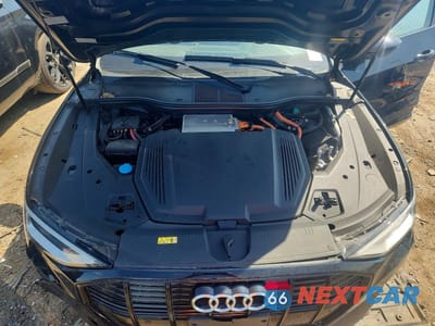 Zdjęcie 12 z 13 samochodu: 2021 AUDI E-TRON PREMIUM PLUS VIN:WA1LAAGE1MB020277 - miniatura