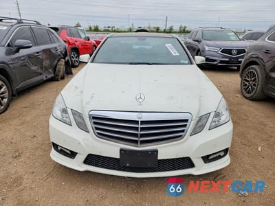 Piąte zdjęcie samochodu w środku: 2011 MERCEDES-BENZ E 550 4MATIC VIN:WDDHF9AB2BA502324 - miniatura