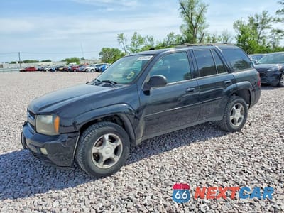 2008 CHEVROLET TRAILBLAZER LS 1GNDT13S482132018 - główne zdjęcie licytacji z USA - miniatura