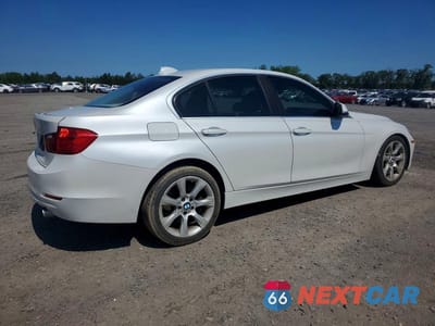Trzecie zdjęcie samochodu z tyłu: 2015 BMW 335 I VIN:WBA3A9G57FNT09859 - miniatura