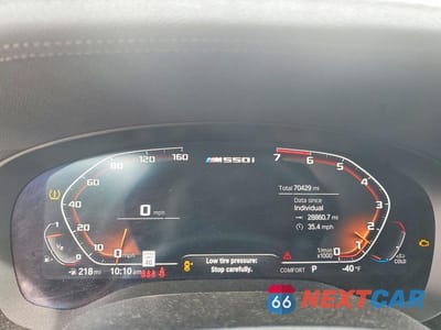 Zdjęcie 9 z 13 samochodu: 2021 BMW M550XI VIN:WBA13BK03MCF11162 - miniatura