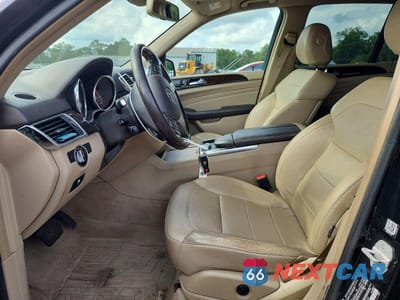 Zdjęcie 7 z 14 samochodu: 2015 MERCEDES-BENZ ML 250 BLUETEC VIN:4JGDA0EB8FA510202 - miniatura