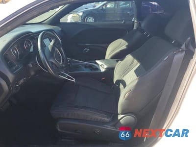 Zdjęcie 7 z 12 samochodu: 2015 DODGE CHALLENGER SXT VIN:2C3CDZAG6FH816544 - miniatura