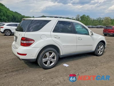 Trzecie zdjęcie samochodu z tyłu: 2009 MERCEDES-BENZ ML 350 VIN:4JGBB86E39A514125 - miniatura