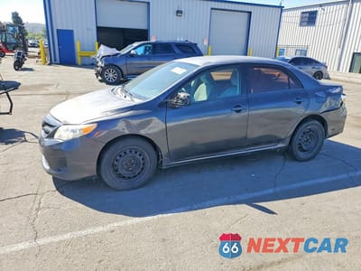 2012 TOYOTA COROLLA LE 2T1BU4EE5CC784789 - główne zdjęcie licytacji z USA - miniatura