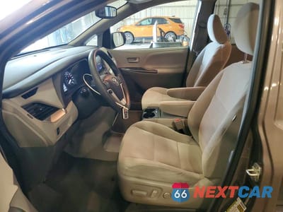Zdjęcie 7 z 13 samochodu: 2020 TOYOTA SIENNA LE VIN:5TDKZ3DC8LS043412 - miniatura