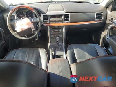 Zdjęcie 8 z 12 samochodu: 2011 LINCOLN MKZ VIN:3LNHL2GC0BR755119 - miniatura