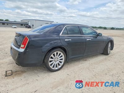 Trzecie zdjęcie samochodu z tyłu: 2014 CHRYSLER 300 VIN:2C3CCAAG3EH327554 - miniatura