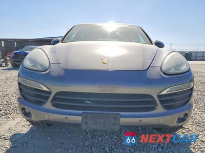 Piąte zdjęcie samochodu w środku: 2011 PORSCHE CAYENNE S VIN:WP1AB2A20BLA42632 - miniatura