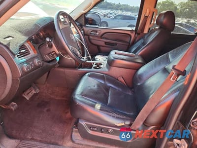 Zdjęcie 7 z 13 samochodu: 2011 GMC YUKON XL C1500 SLT VIN:1GKS1KE09BR117721 - miniatura