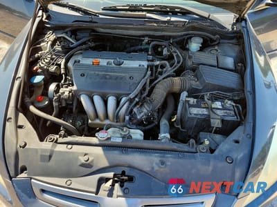 Zdjęcie 11 z 12 samochodu: 2004 HONDA ACCORD LX VIN:1HGCM56354A162076 - miniatura