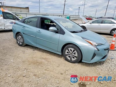 Czwarte zdjęcie samochodu z boku: 2017 TOYOTA PRIUS TWO VIN:JTDKBRFU4H3042408 - miniatura