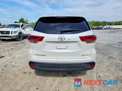 Zdjęcie 6 z 13 samochodu: 2019 TOYOTA HIGHLANDER XLE VIN:5TDJZRFH2KS926671 - miniatura