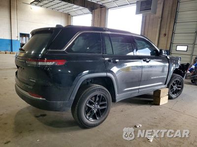 Trzecie zdjęcie samochodu z tyłu: 2024 JEEP GRAND CHEROKEE LAREDO/ALTITUDE VIN:1C4RJHAG2RC160195 - miniatura
