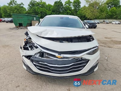 Piąte zdjęcie samochodu w środku: 2019 CHEVROLET MALIBU LT VIN:1G1ZD5ST6KF113234 - miniatura
