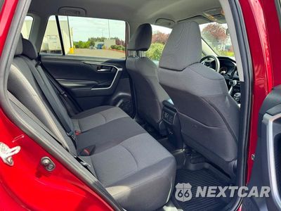 Zdjęcie 6 z 14 samochodu: 2020 TOYOTA RAV4 XLE VIN:2T3P1RFV0LW100800 - miniatura
