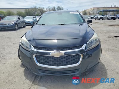 Piąte zdjęcie samochodu w środku: 2015 CHEVROLET MALIBU LS VIN:1G11B5SL8FF276329 - miniatura
