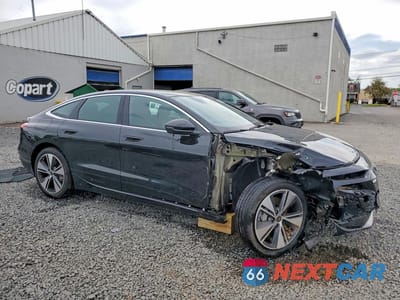 Czwarte zdjęcie samochodu z boku: 2025 AUDI A6 E-TRON PRESTIGE 60 VIN:WAU3DAGHXSA027588 - miniatura