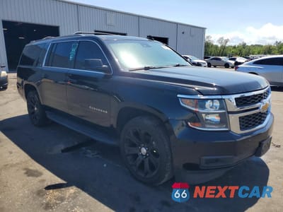 Czwarte zdjęcie samochodu z boku: 2018 CHEVROLET SUBURBAN K1500 LT VIN:1GNSKHKC5JR253389 - miniatura