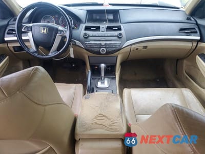 Zdjęcie 8 z 12 samochodu: 2011 HONDA ACCORD SE VIN:1HGCP2F61BA111719 - miniatura
