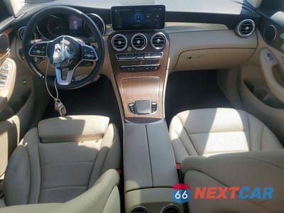 Zdjęcie 8 z 13 samochodu: 2022 MERCEDES-BENZ GLC 300 4MATIC VIN:W1N0G8EB0NV379072 - miniatura
