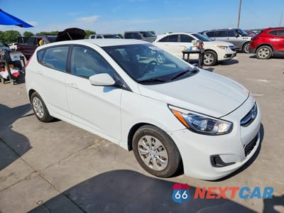 Czwarte zdjęcie samochodu z boku: 2015 HYUNDAI ACCENT GS VIN:KMHCT5AE7FU219739 - miniatura