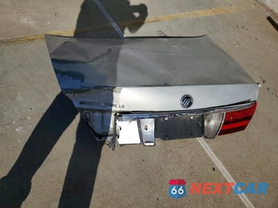 Zdjęcie 12 z 13 samochodu: 2005 MERCURY GRAND MARQUIS LS VIN:2MEFM75W85X603712 - miniatura