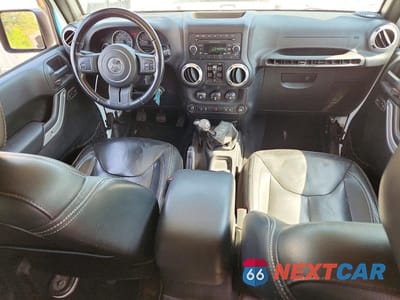 Zdjęcie 8 z 13 samochodu: 2015 JEEP WRANGLER UNLIMITED SAHARA VIN:1C4BJWEG0FL685882 - miniatura