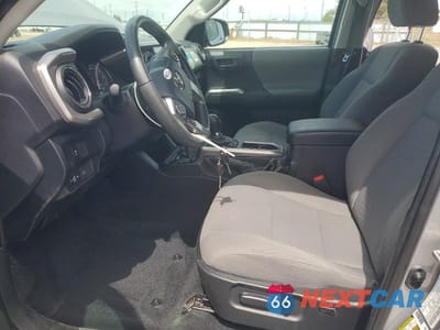 Zdjęcie 7 z 12 samochodu: 2020 TOYOTA TACOMA SR5 V6 VIN:3TMCZ5AN7LM358112 - miniatura