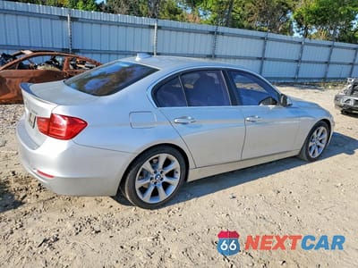 Trzecie zdjęcie samochodu z tyłu: 2015 BMW 320 I VIN:WBA3B1C53FK141059 - miniatura