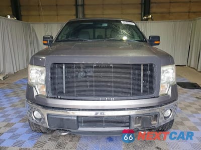 Piąte zdjęcie samochodu w środku: 2013 FORD F150 SUPERCREW VIN:1FTFW1ET4DKD96882 - miniatura