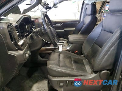 Zdjęcie 7 z 12 samochodu: 2023 CHEVROLET SILVERADO K1500 RST VIN:1GCUDEED4PZ292367 - miniatura