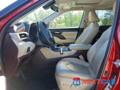 Zdjęcie 7 z 13 samochodu: 2021 TOYOTA HIGHLANDER HYBRID XLE VIN:5TDGBRCH3MS514474 - miniatura