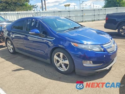 Czwarte zdjęcie samochodu z boku: 2013 CHEV VOLT VIN:1G1RA6E45DU106700 - miniatura