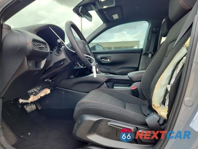 Zdjęcie 7 z 12 samochodu: 2026 HONDA HR-V SPORT VIN:3CZRZ1H54TM709142 - miniatura