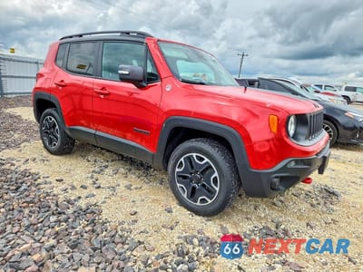 Czwarte zdjęcie samochodu z boku: 2017 JEEP RENEGADE TRAILHAWK VIN:ZACCJBCB7HPE63004 - miniatura