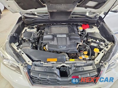 Zdjęcie 12 z 13 samochodu: 2017 SUBARU FORESTER 2.0XT TOURING VIN:JF2SJGTC5HH417181 - miniatura