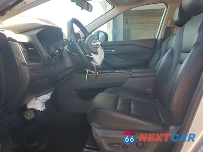 Zdjęcie 7 z 14 samochodu: 2023 NISSAN ROGUE SV VIN:5N1BT3BA1PC811771 - miniatura