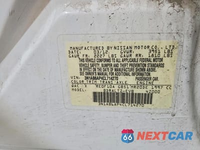 Zdjęcie 12 z 12 samochodu: 2012 NISSAN SENTRA 2.0 VIN:3N1AB6AP4CL714270 - miniatura