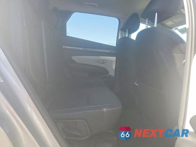 Zdjęcie 11 z 13 samochodu: 2024 HYUNDAI TUCSON SEL VIN:KM8JB3DE8RU309383 - miniatura