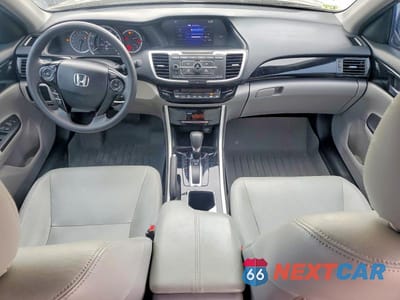 Zdjęcie 8 z 12 samochodu: 2017 HONDA ACCORD LX VIN:1HGCR2F36HA076913 - miniatura